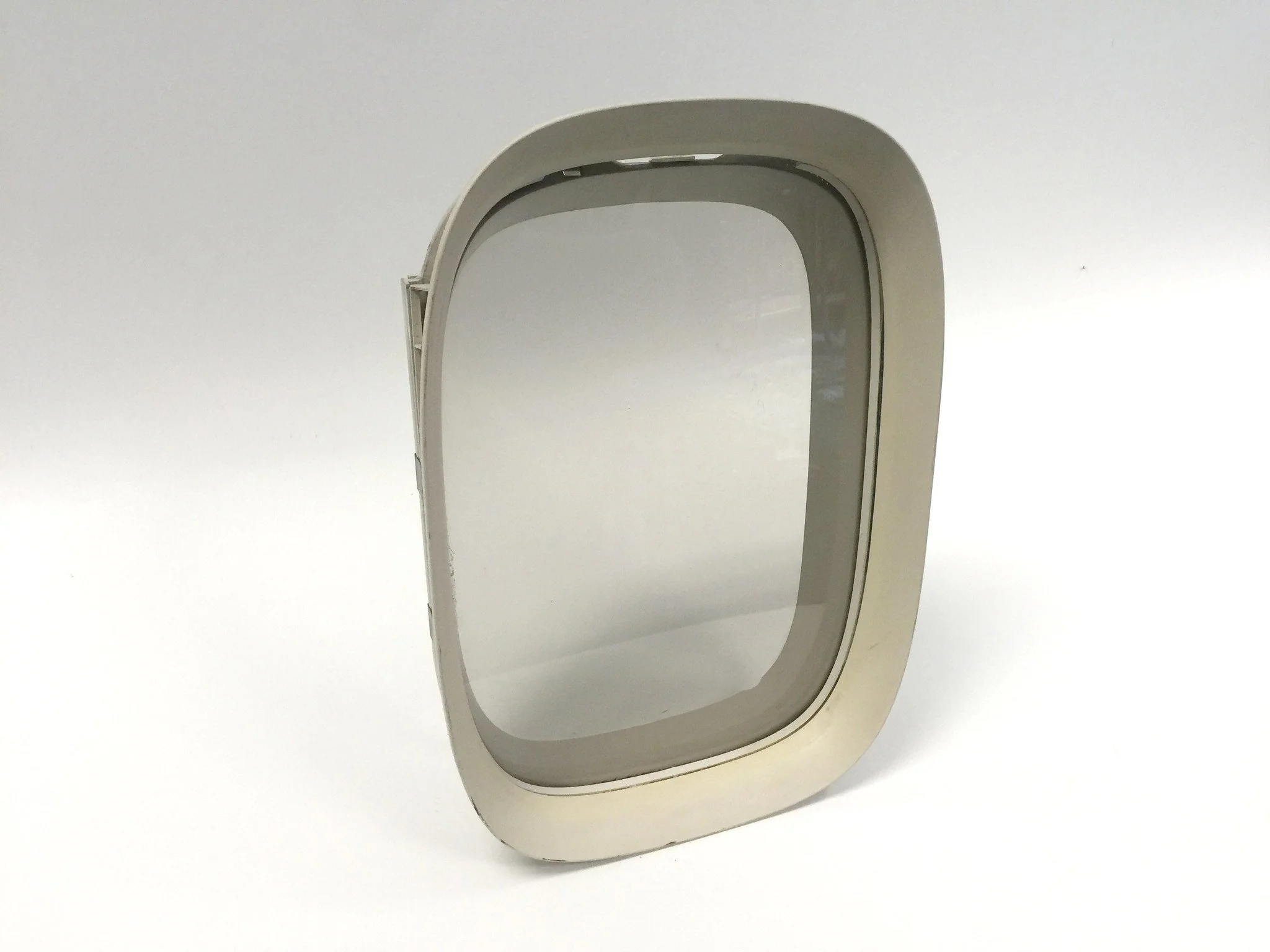 JET WINDOWS - PICTURE FRAMES CRAFTED FROM GENUINE AIRCRAFT WINDOWS - Image 12