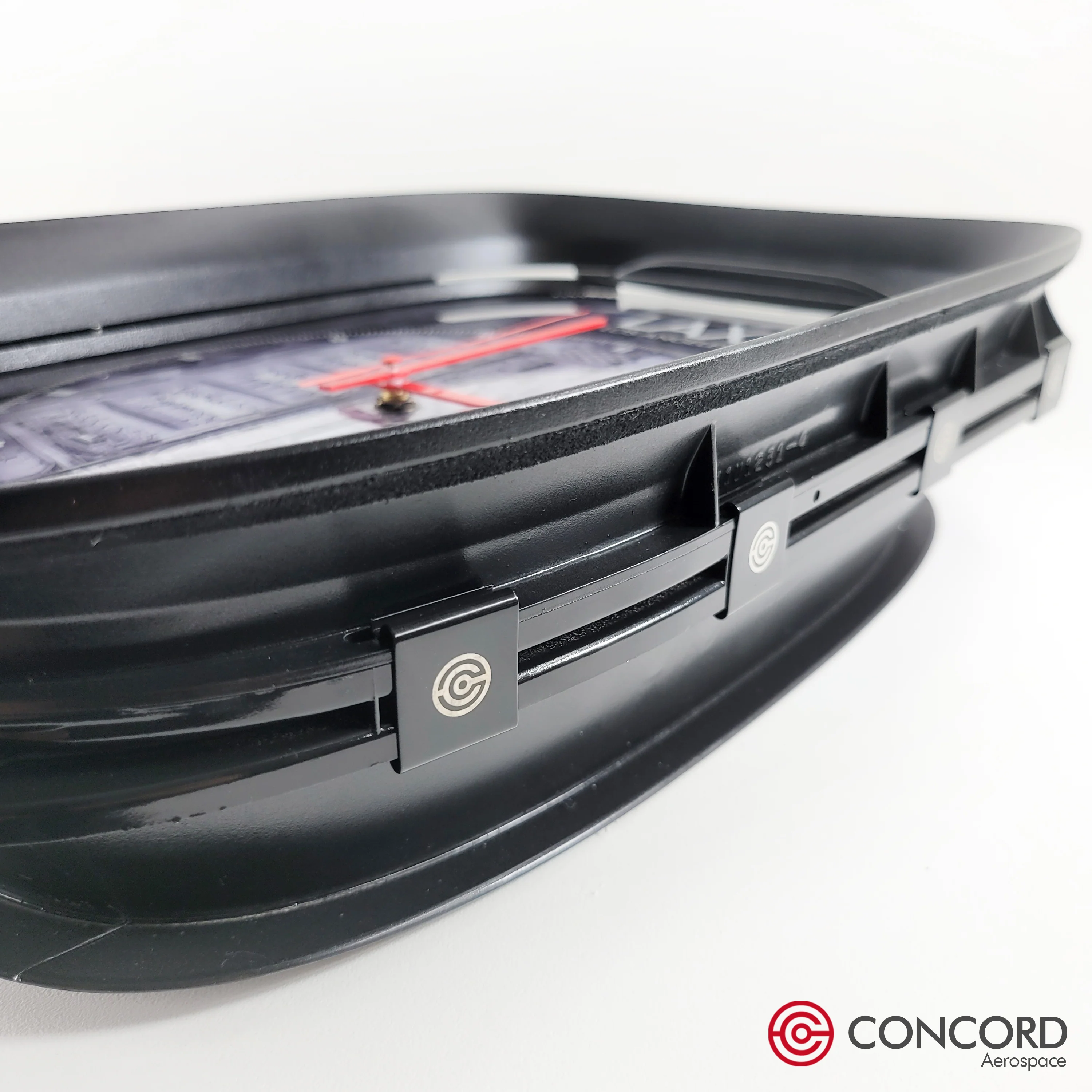 JET WINDOWS - PICTURE FRAMES CRAFTED FROM GENUINE AIRCRAFT WINDOWS - Image 3